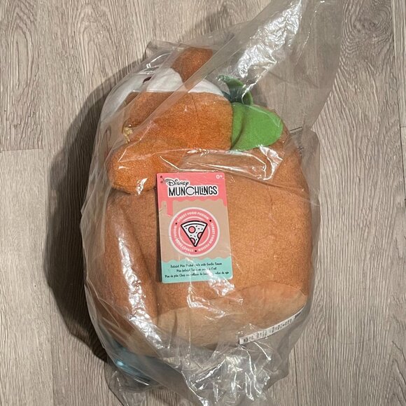 Dale Falafel Pita Pocket Disney Munchlings Plush, Street Food - Picture 3 of 8